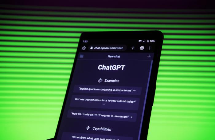 Hoe u ChatGPT gebruikt om online enquêtes te maken